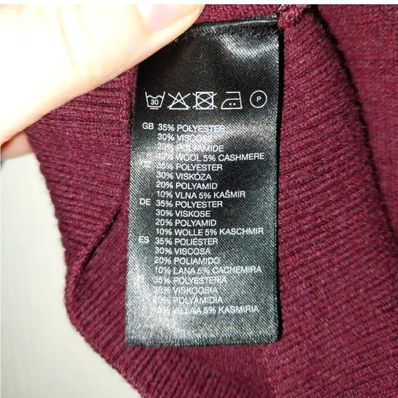 H&M Maroon/Pink Agyle V-Neck Sweater Vest - Picture 4 of 4